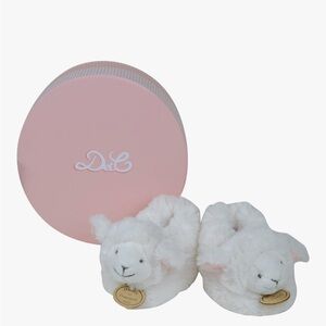 DouDou et Compagnie Paris Lamb baby slippers NWT